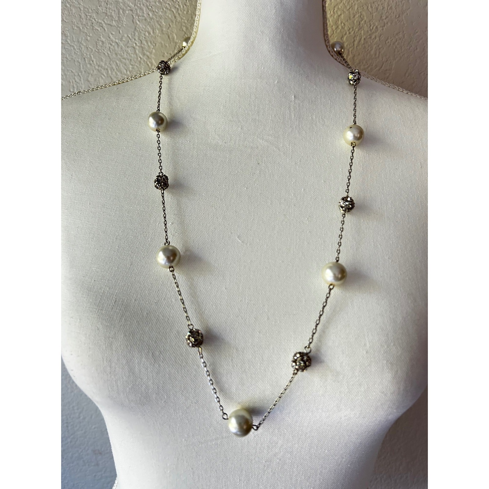 Faux Pearl Rhinestone Pave Ball Station Necklace Silver Tone Long Adjustable