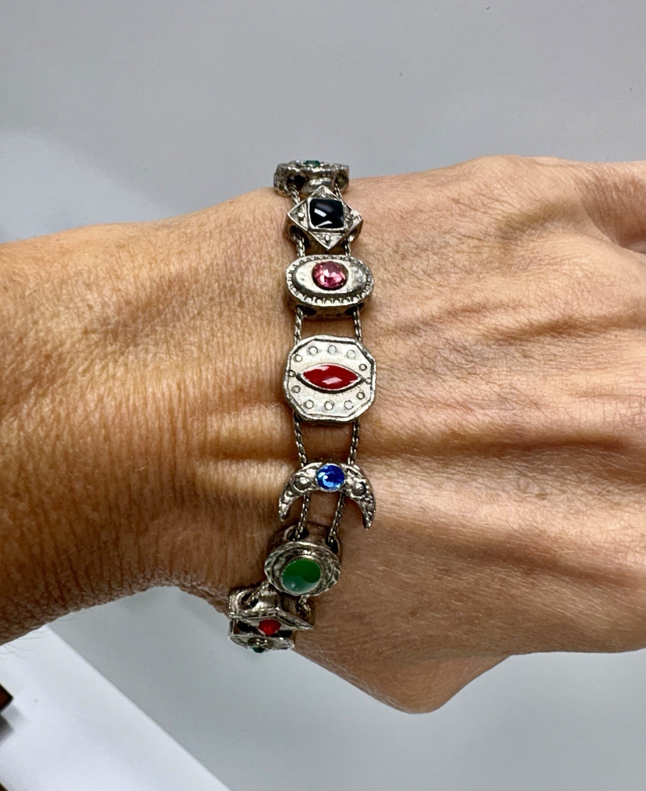VTG Victorian Revival Slider Charm Bracelet Silvertone Rhinestones Enamel 7 1/4″