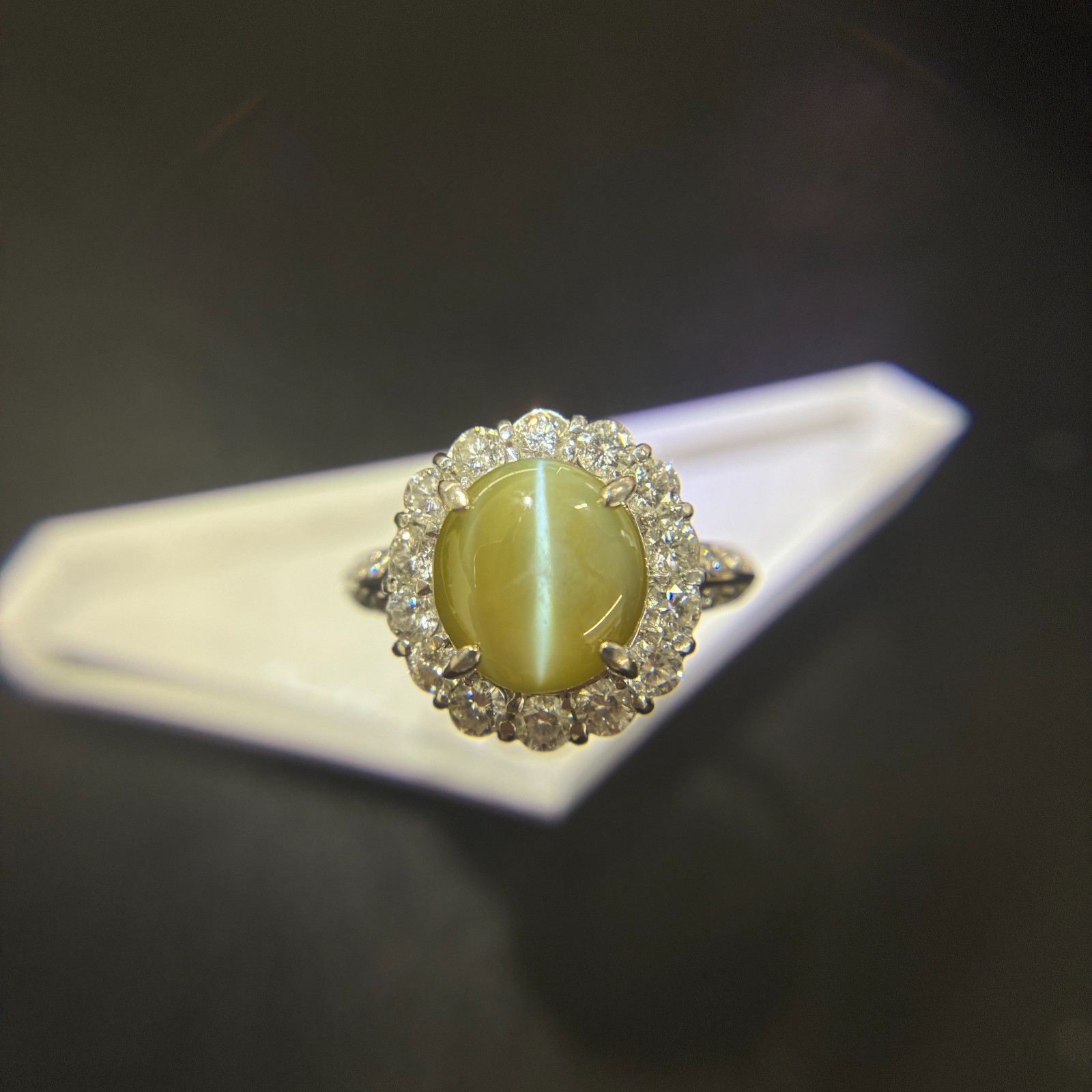 Pt900 Platinum Chrysoberyl Cat’s Eye 5.743ct Diamond Ring Size US 6.5