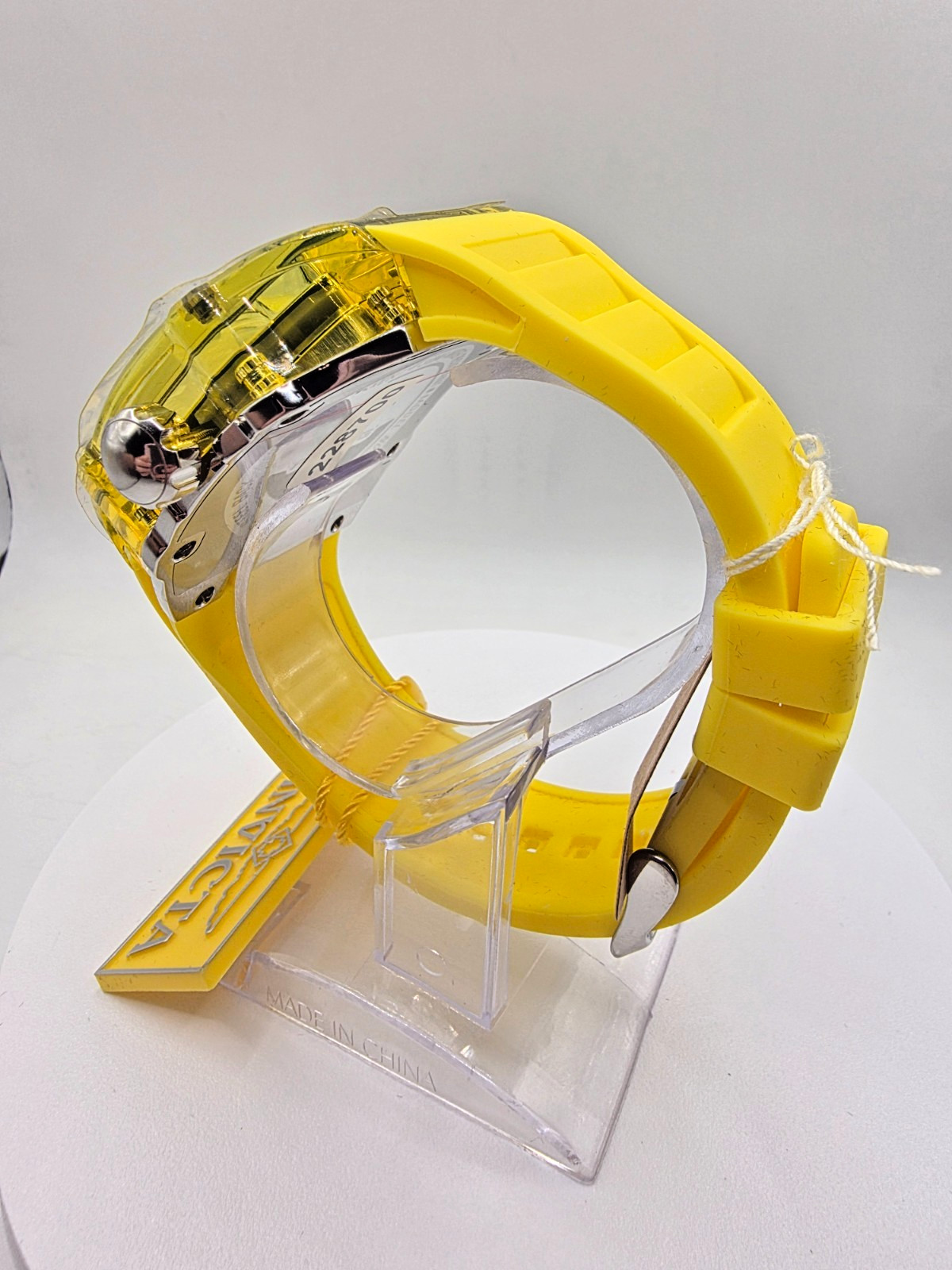 NEW Invicta Men’s 48.5mm Racing Cyclone Quartz Yellow Tone Watch 48721