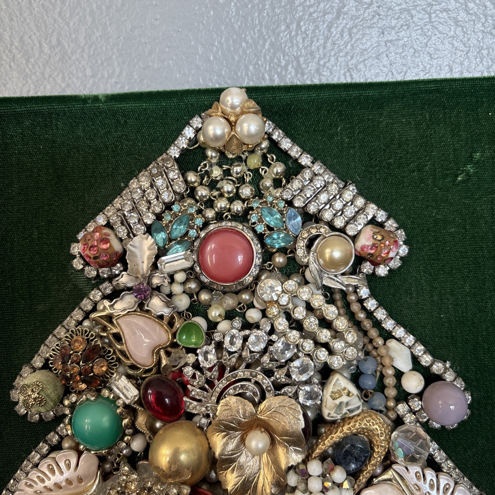Vintage Jewelry Christmas Tree Brooches Earrings Colorful Green Velvet 9.75”x12”