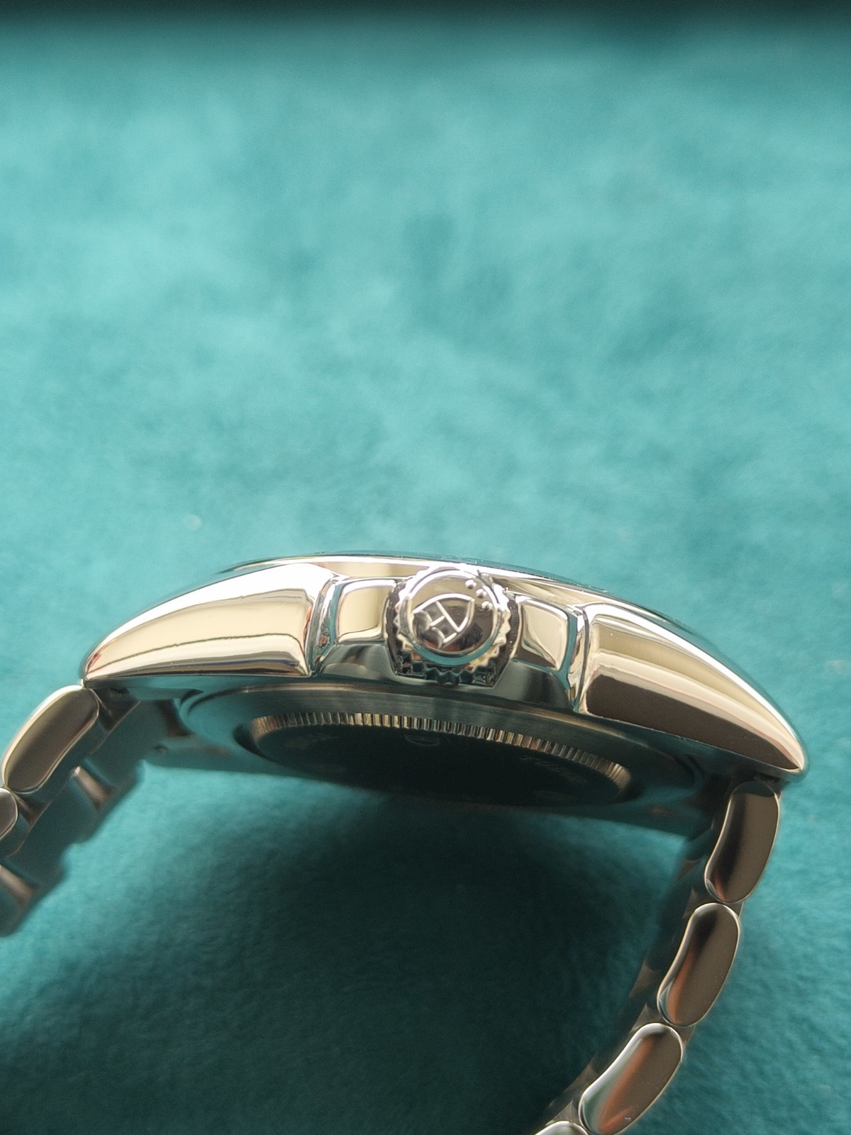 Tudor GranTour Date 41mm Special Dial Ref. 20050N Rare Model Good Condition