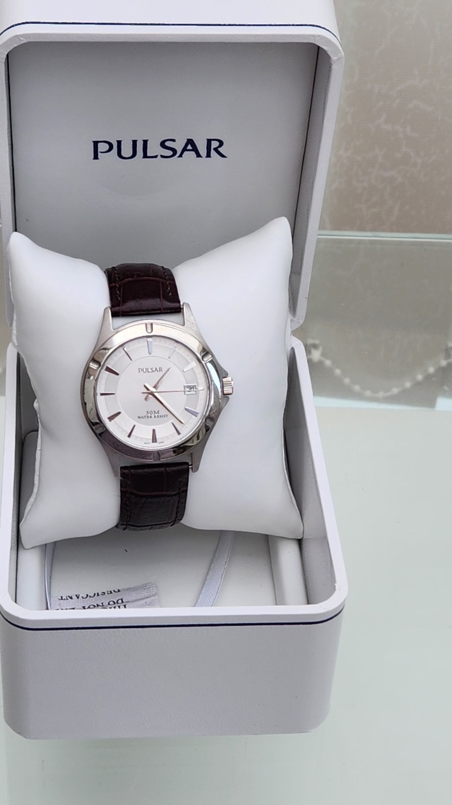 Pulsar mens watch Date , Easy To Read, Brown Leather, WR 50m. (A4)