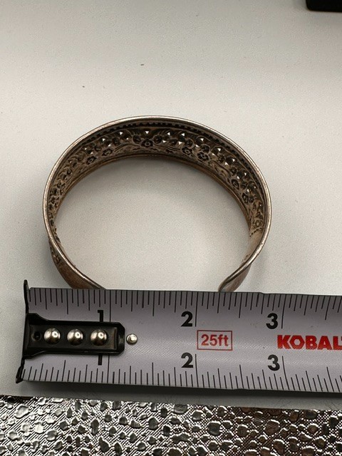 Vintage Pranda Bangkok Sterling Silver Concave Flower Cuff Bracelet 925 27g