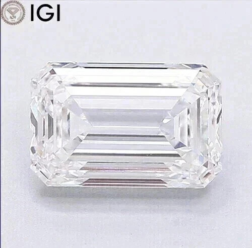 Lab Grown 2.50 Cts EMERALD Cut IGI Certified CVD Diamond I Color VS1 Clarity