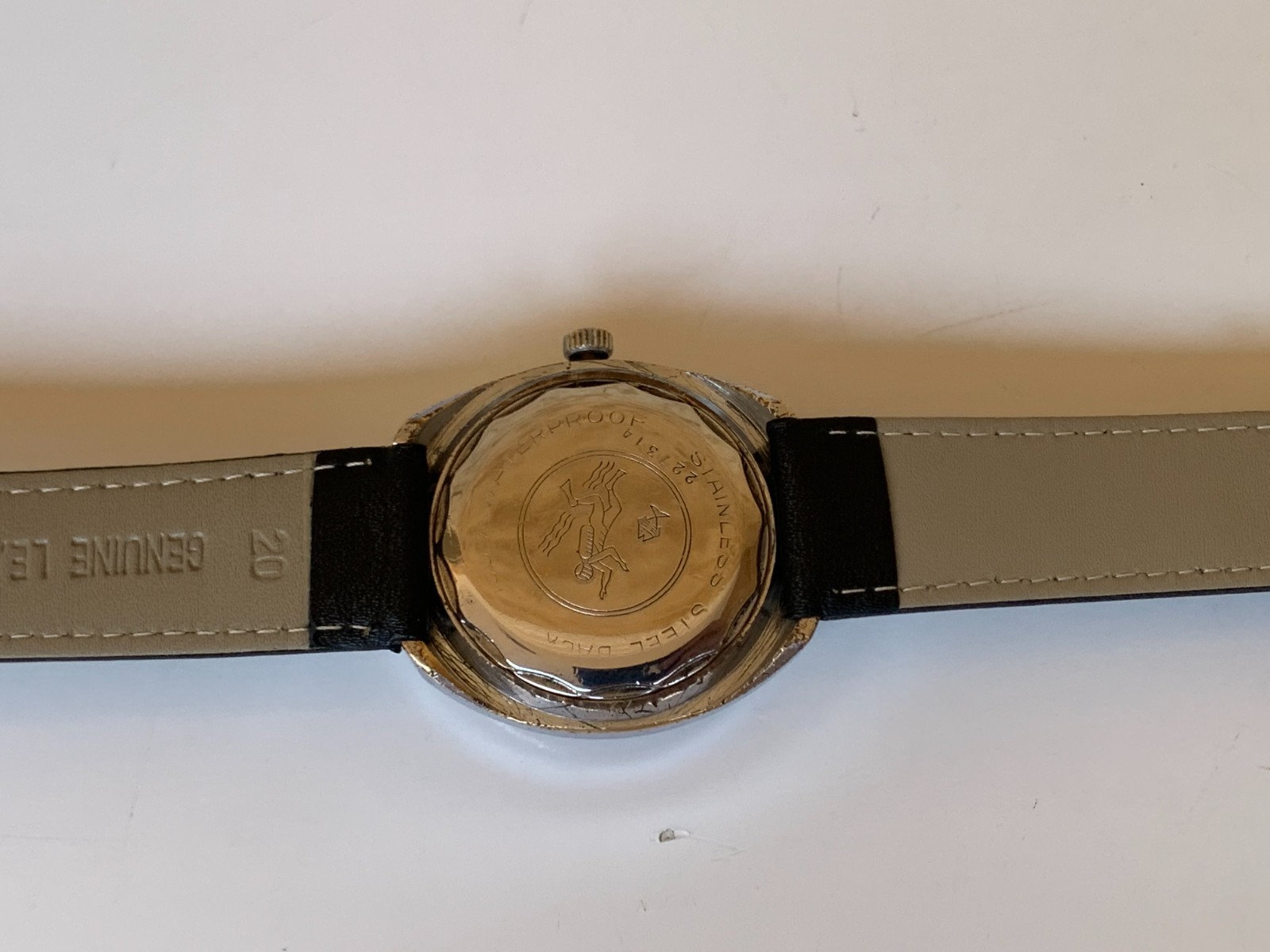 Vintage 1970s YEMA Sous-Marine Diver Watch 37mm Cushion Case Manual Wind Rare