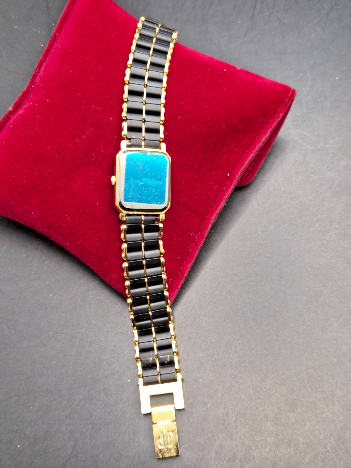 Vintage JEAN PHILIPPE Women’s Gold & Black Detail Quartz Watch-VGC/Working