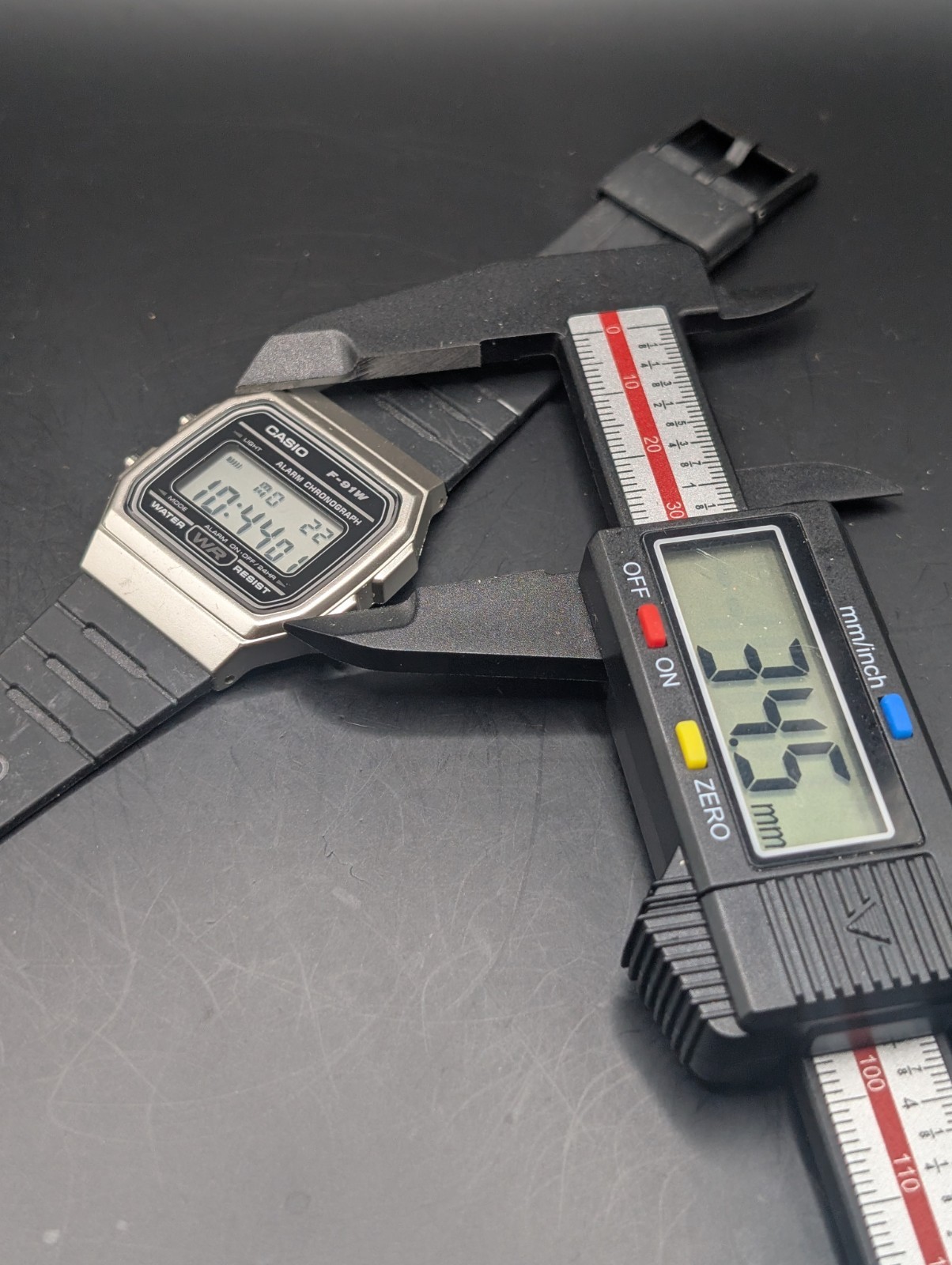 Casio F-91W Silver Black Strap Alarm Chronograph Working New Battery