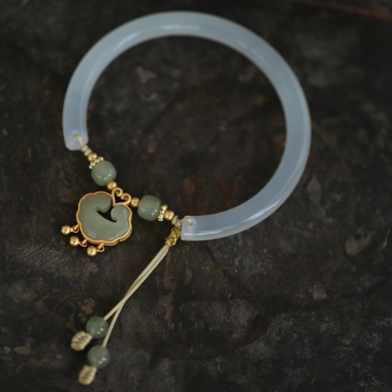 Natural Agate Chalcedony Blessing Lock Bracelet Auspicious Ruyi Lock Bangles