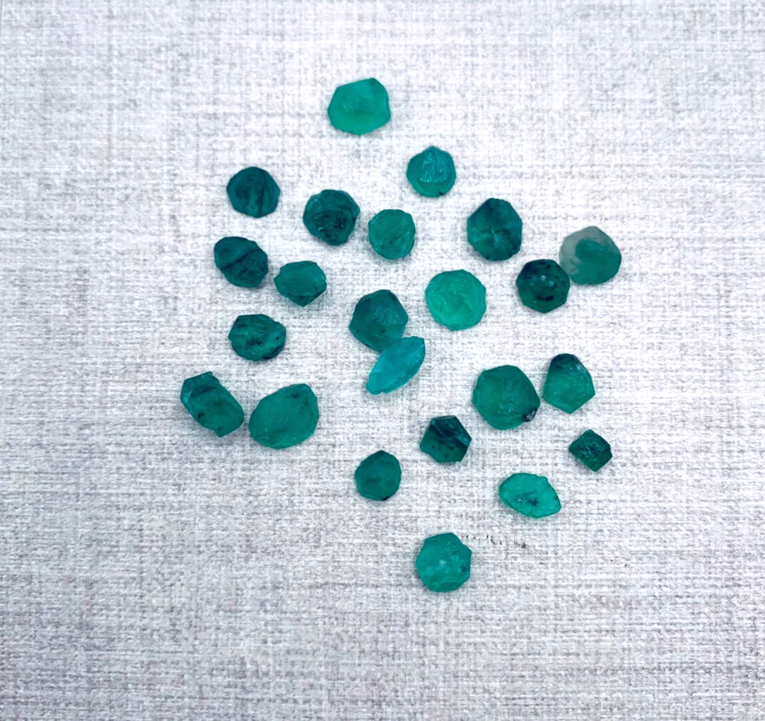 Emerald Preform Rough Lot 14 Pcs 10.90 Tcw Clarity I1 Natural Green Brazil N017