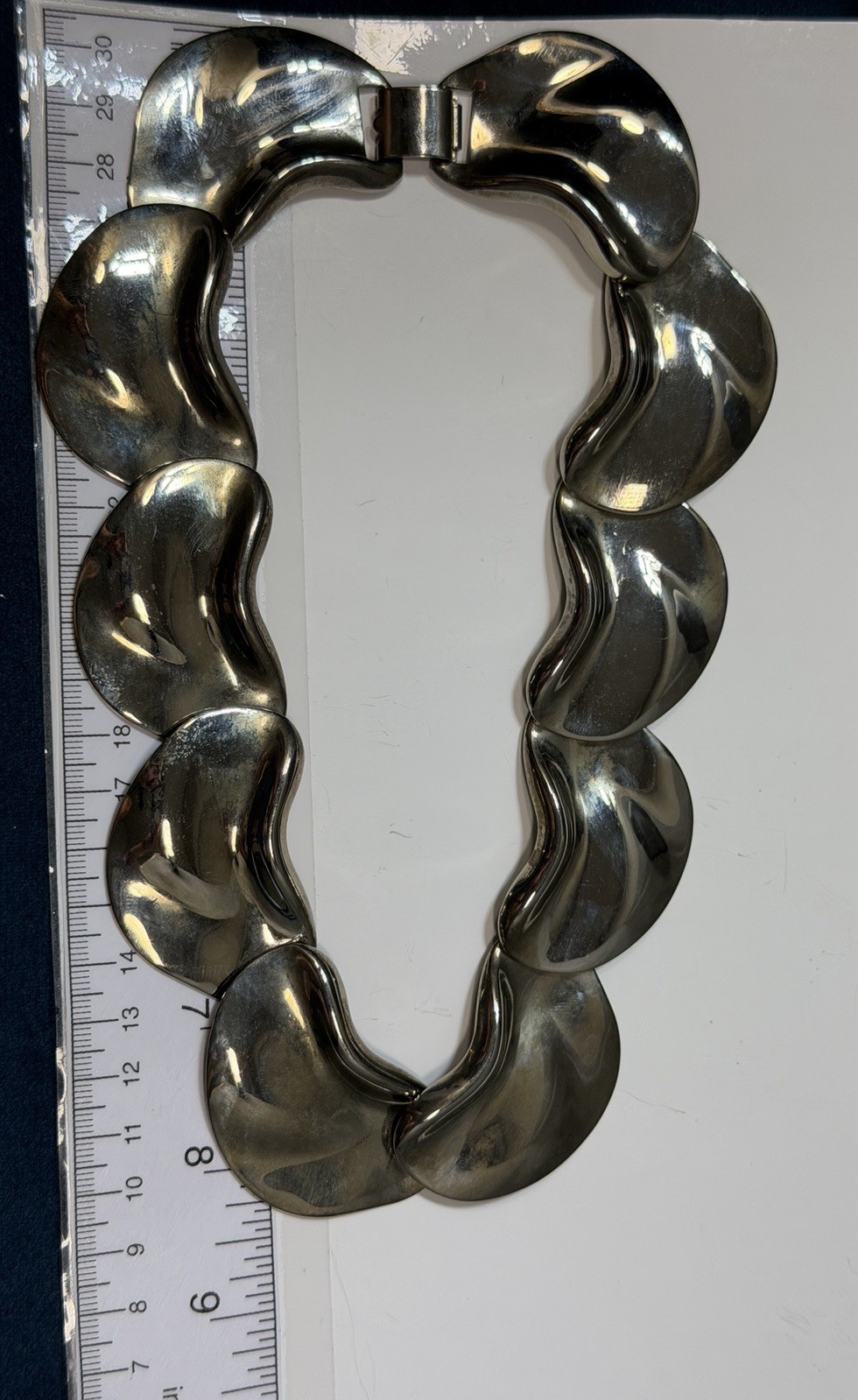 Vintage Modernist Statement Necklace Silver Tone Mirror Finish Chunky Collar