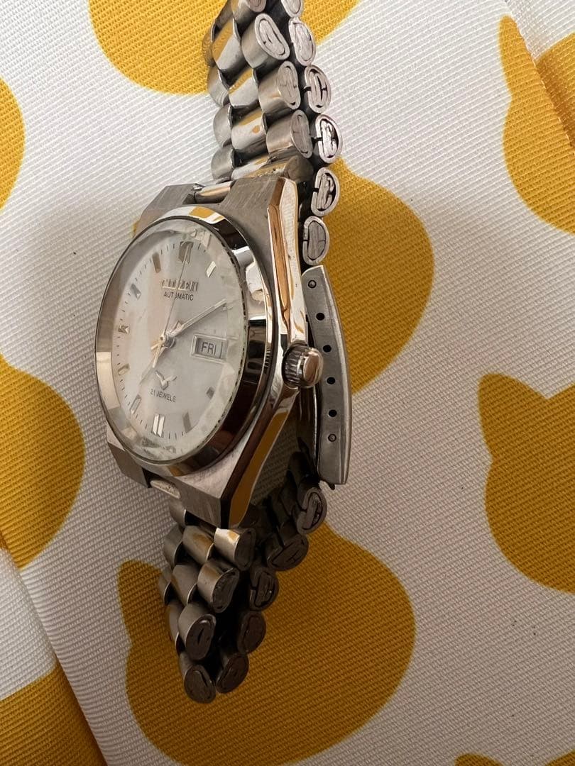 Excellent condition CITIZEN automatic watch, fully functional.