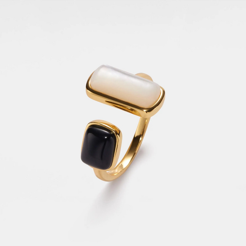 Black White Agate Cabochon Cocktail Ring in 925 Sterling Silver