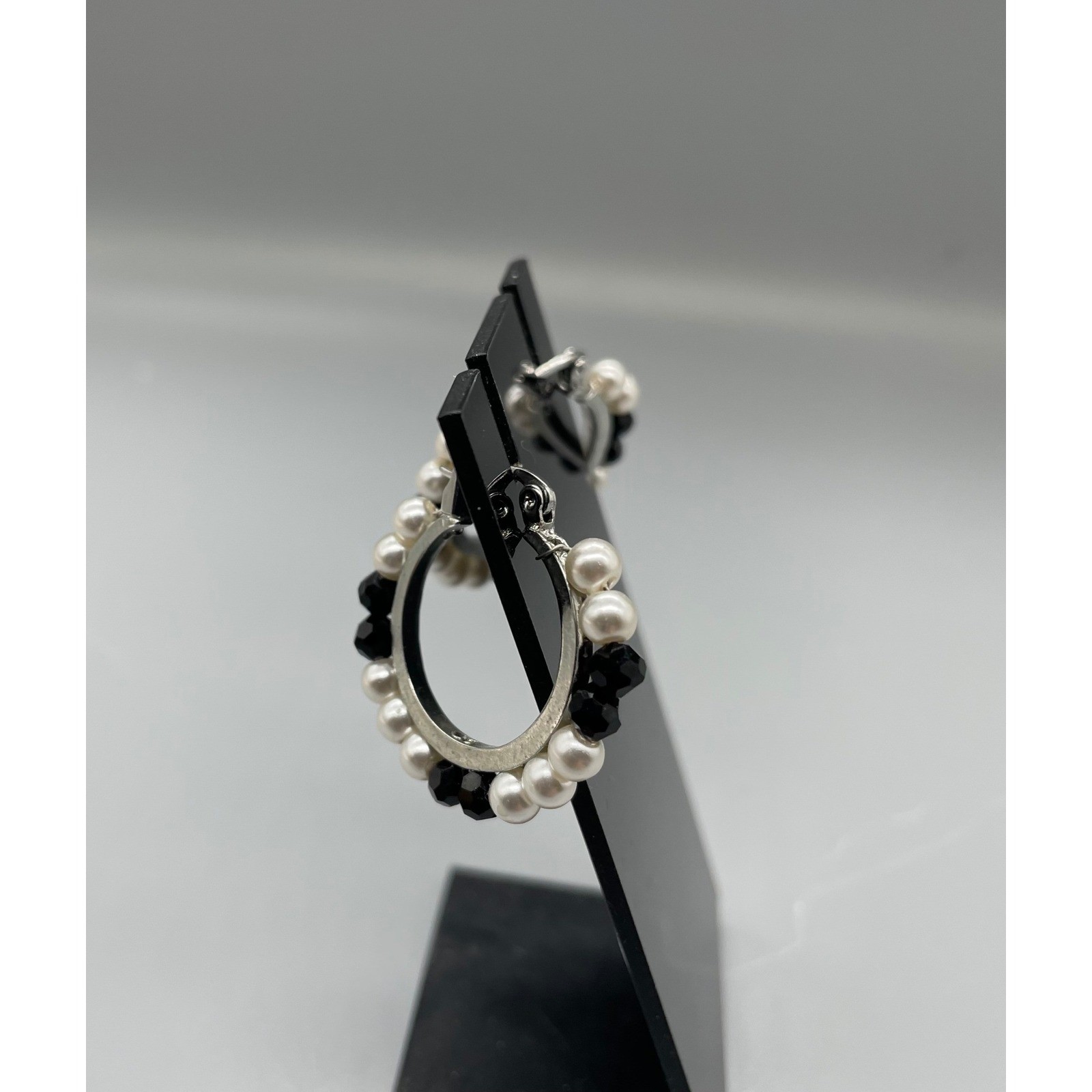 Silver Tone Faux Pearl and Black Beaded Hoop Earrings Latch Back 1 Inch