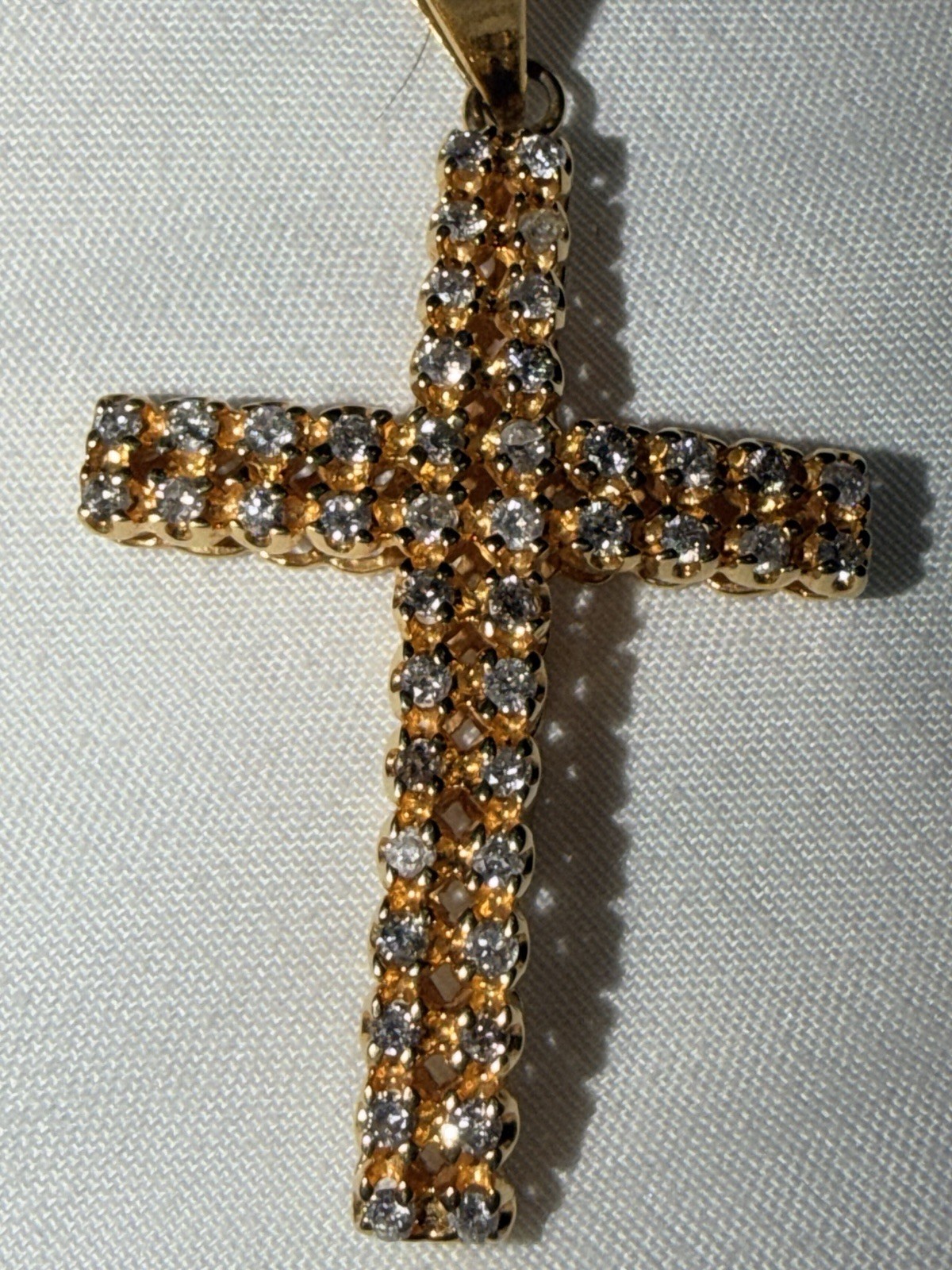 14KT Gold Diamond Cross Pendant. **NOT STAMPED BUT HAS BEEN TESTED TO BE LEGIT**