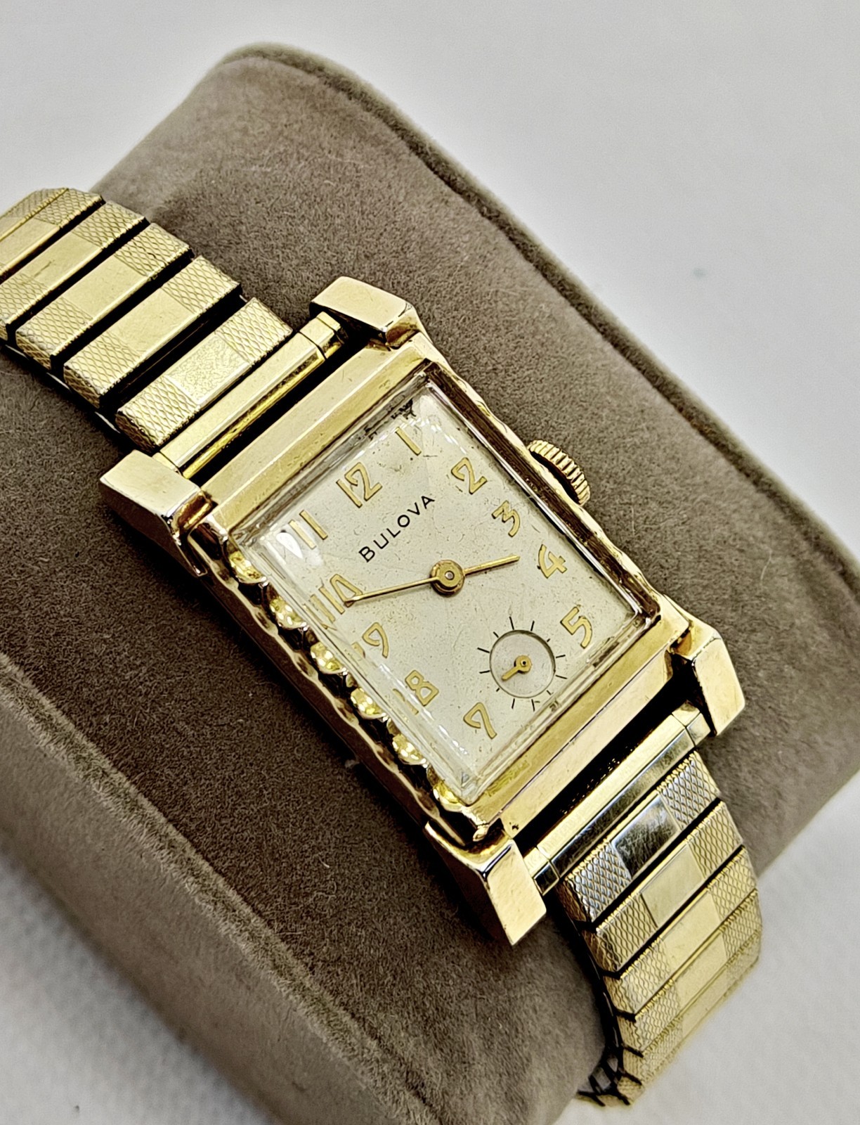 Vintage 1951 Bulova Academy Award “ZZ” Men’s Watch 21J 7AA Expansion Band