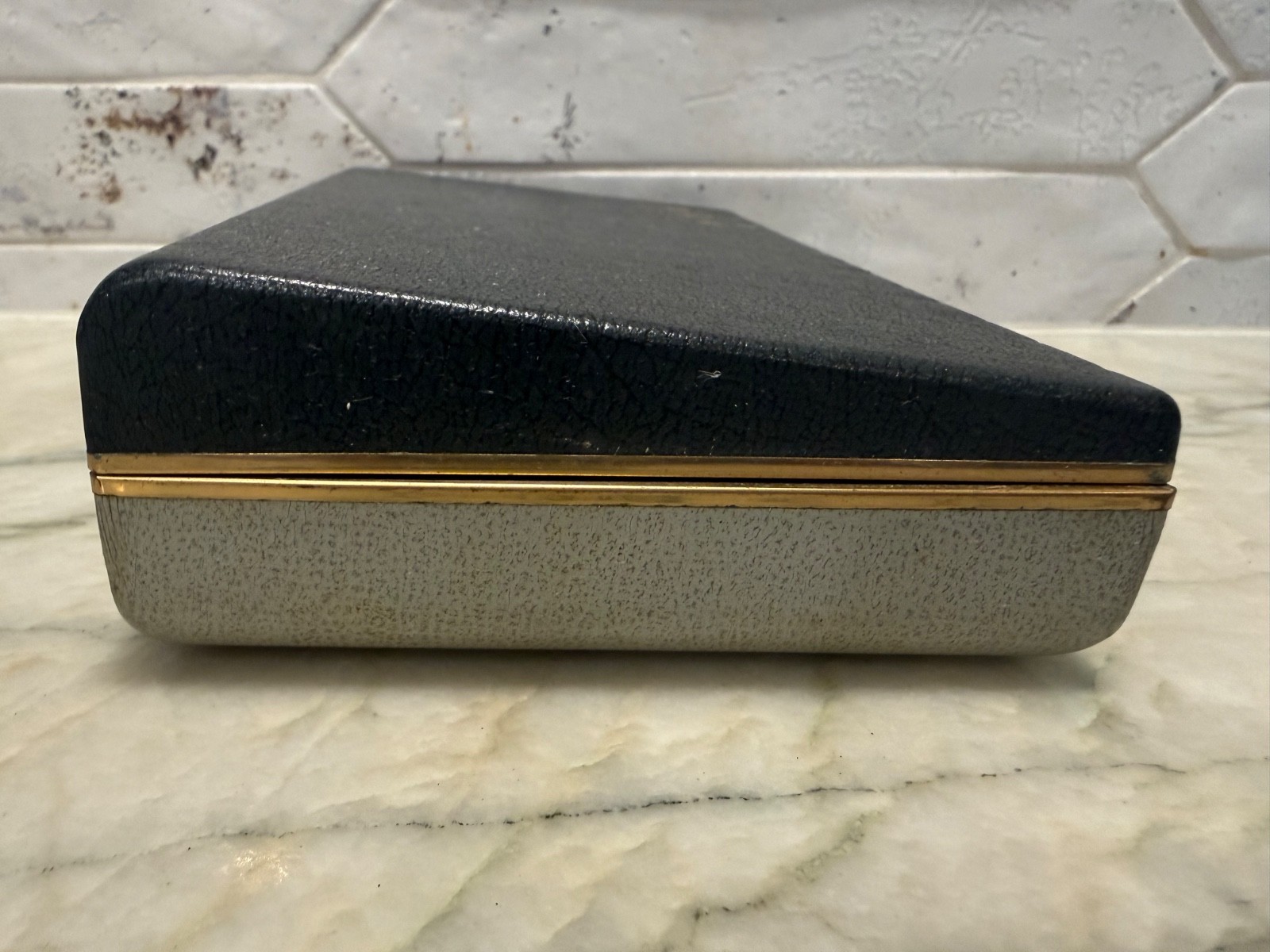 Vintage MCM Men’s Farrington Jewelry Box Black & Gray Clam Shell Case Lined 4×7″