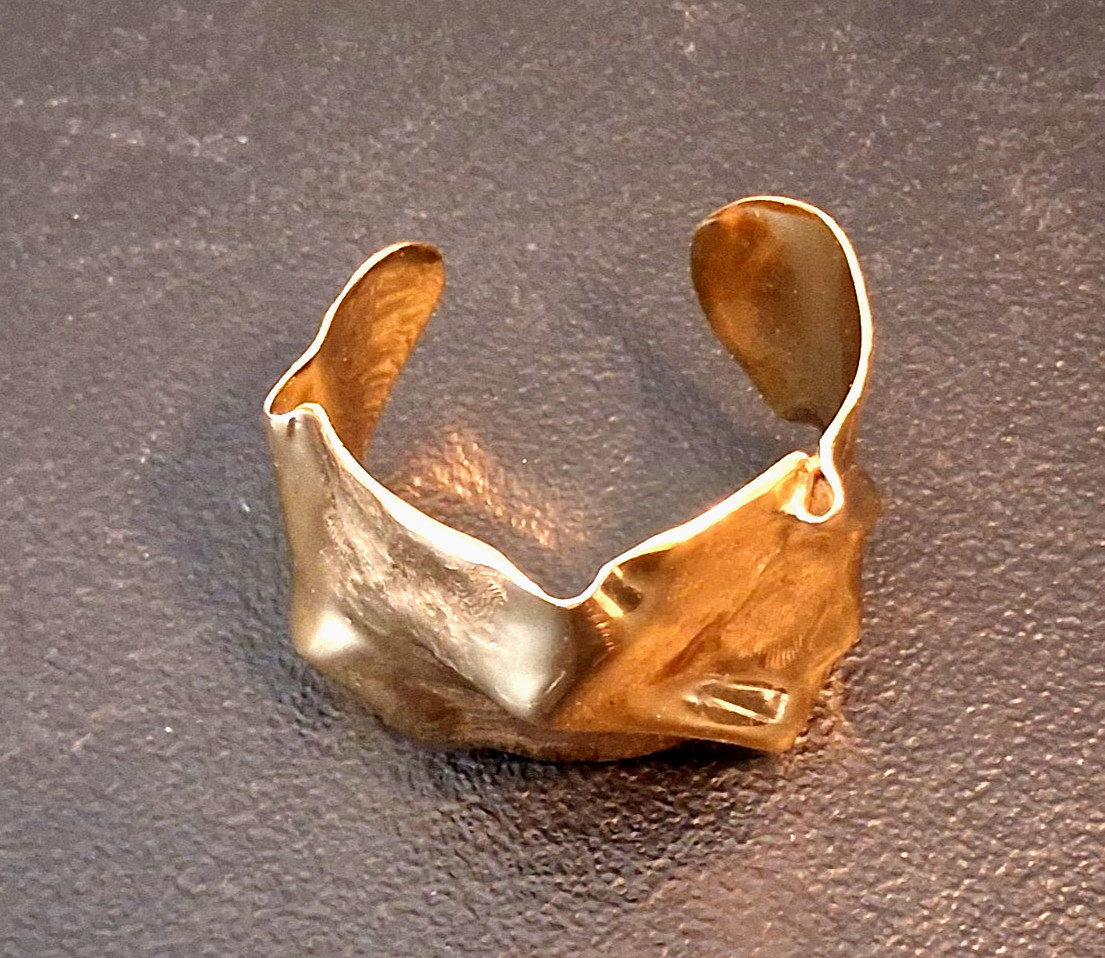 “STUNNING” Cornelia Webb 24-Karat Gold-Plated Asymmetric RIPPLED CUFF Bracelet