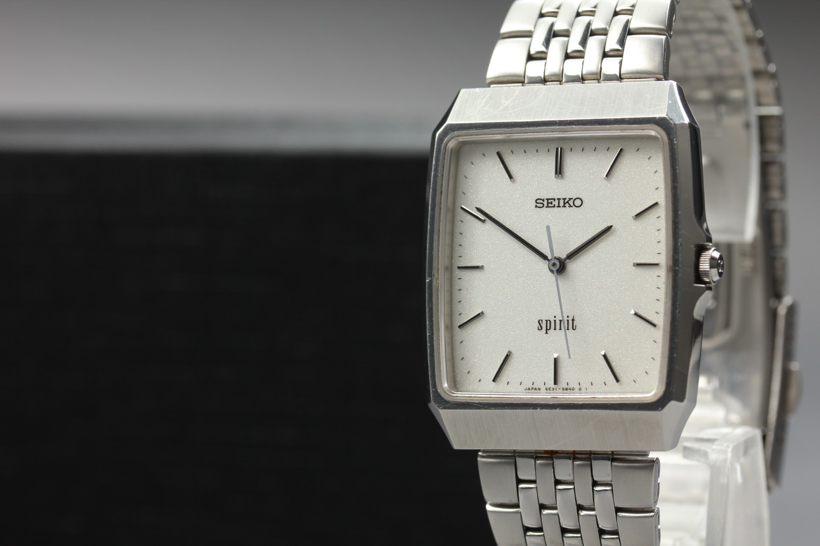 Vtg 1992 Near MINT Seiko Session 5E31-5A70 Silver Square 30mm Quartz Men’s Watch