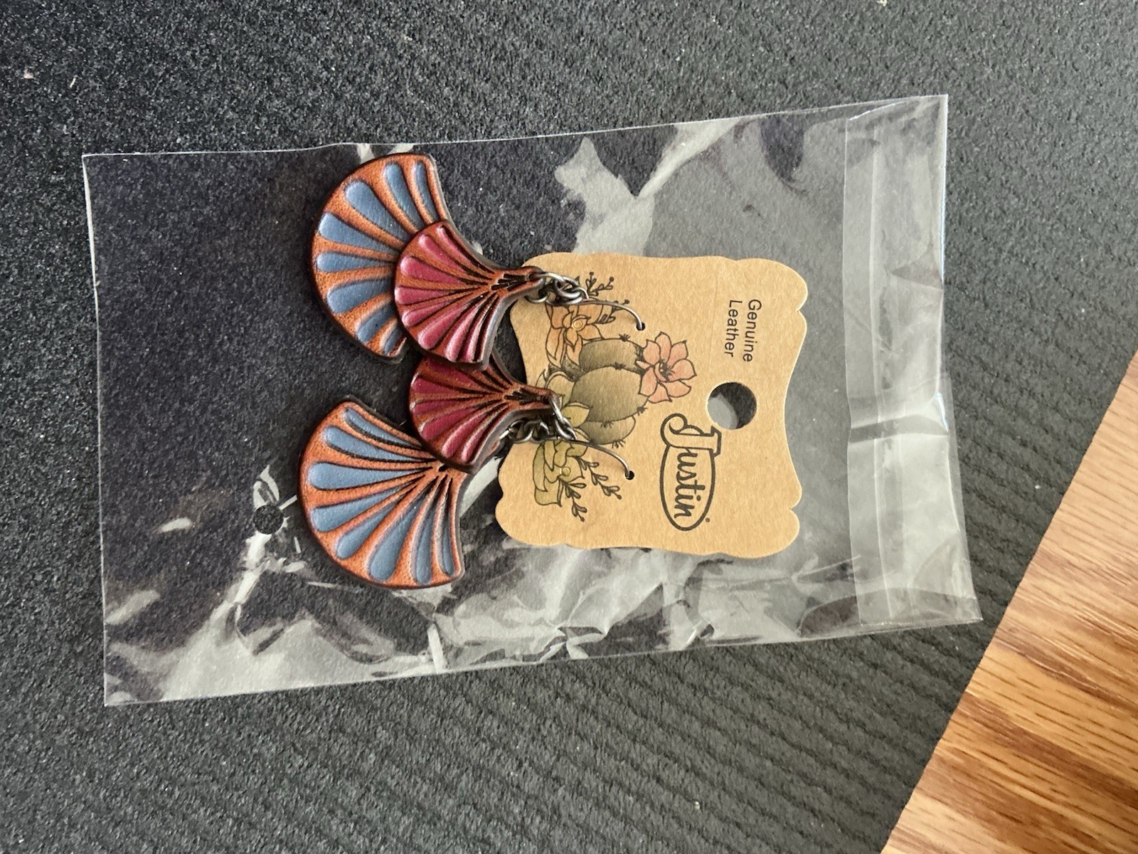Justin Fan Shaped Leather Dangle Earrings Brown Blue Red Hook Closure
