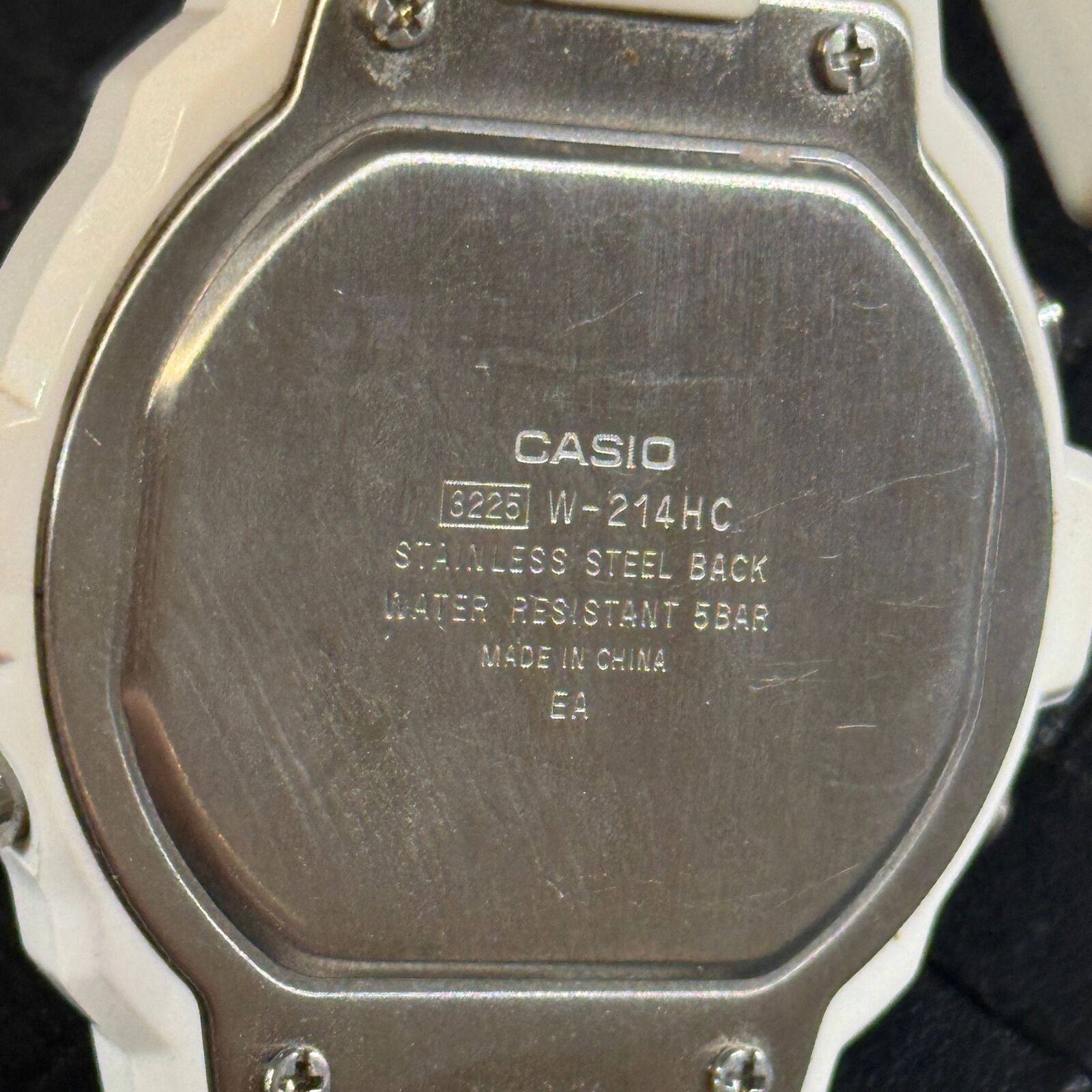 Casio Illuminator W-214HC