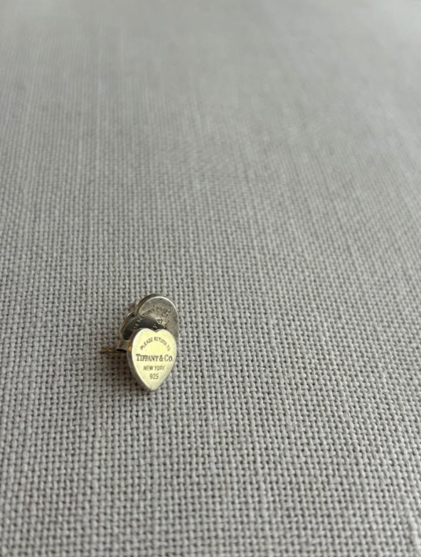 Tiffany & Co. Return to Tiffany Heart Tag Stud Earrings 925 Sterling Silver