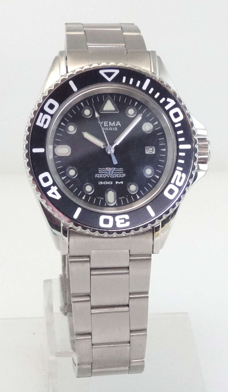 YEMA BY SEIKO YE-139 NAVYGRAF MEN’S QUARTZ DEEP-DIVER WATCH – NEW IN BOX 30-ATM