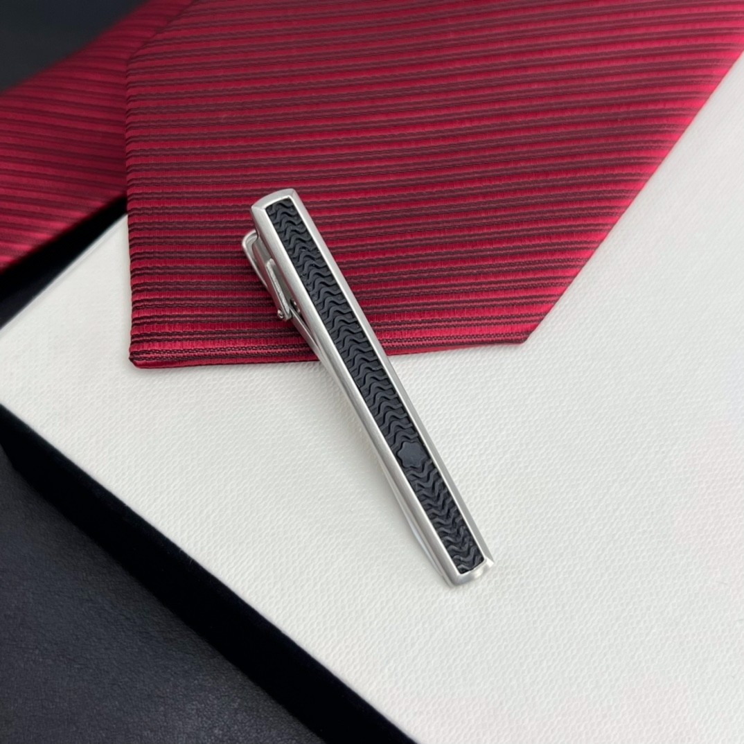Montblanc Essential Sartorial Stainless Steel Tie Clip Silver Black w/ Box