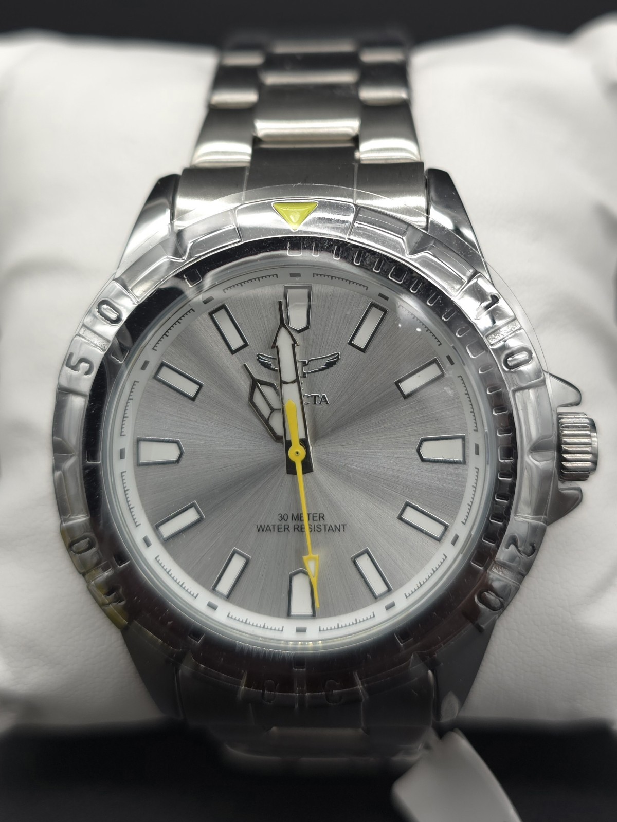 Invicta Specialty I Quartz 44mm Silver Dial Steel Bracelet 30m: BRAND NEW w/ Box