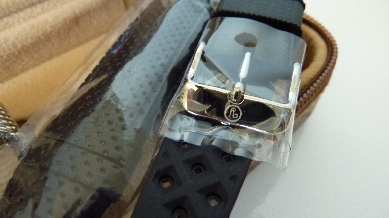 Yema Rally Graf Reverse Panda Dial Collector’s WATCH NEW
