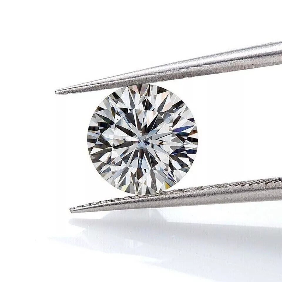 2.00 Ct Loose Moissanite Round Cut 8.40 MM D Color, VVS1 Clarity AGL Certified