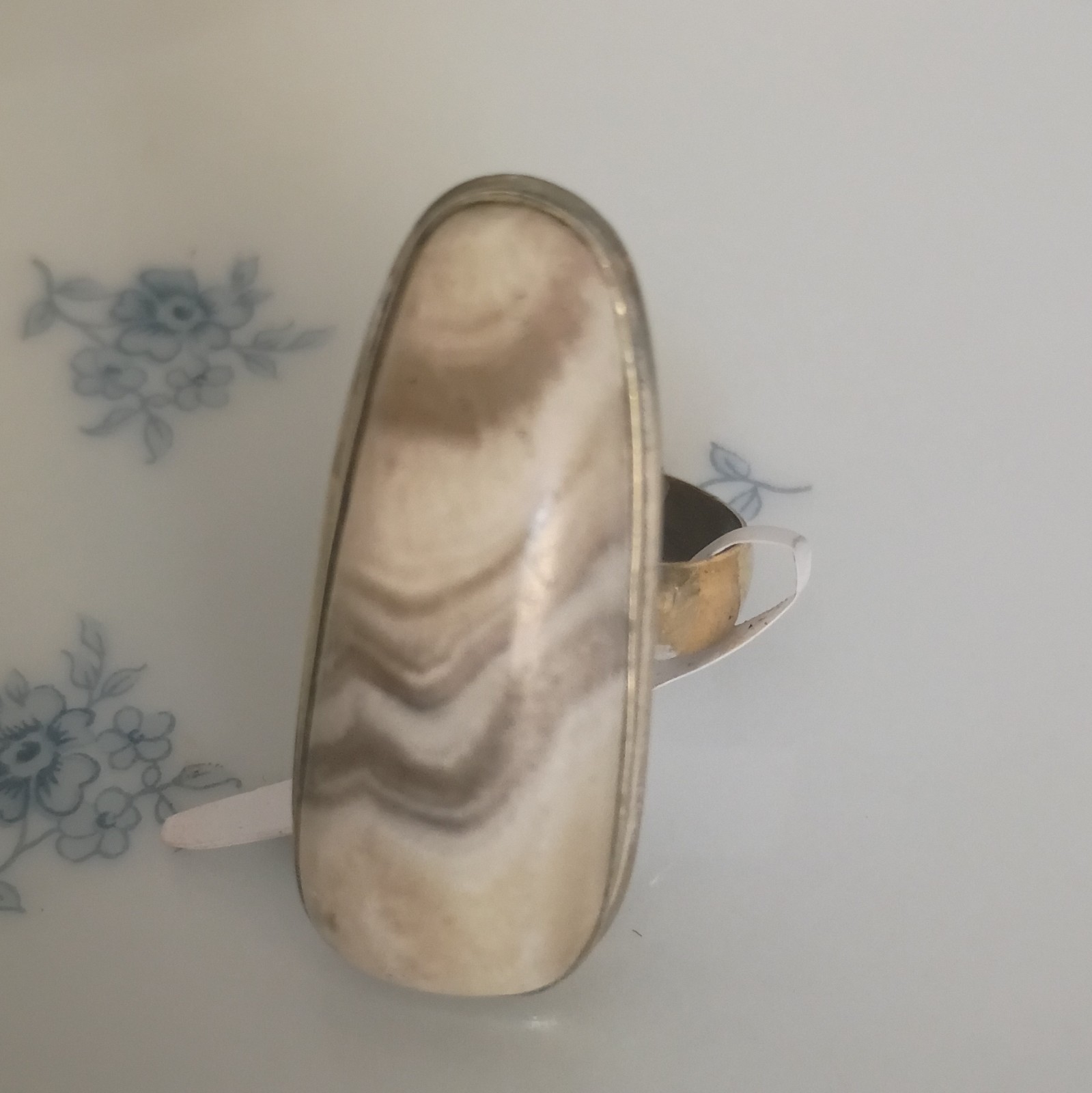 Bohemian Style Oval Shaped Natural Lace Stone Size 5 And 1/2