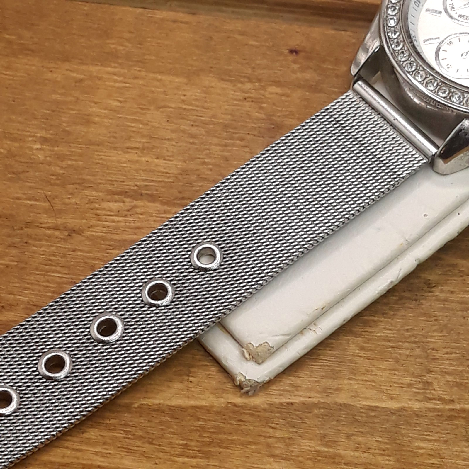 Ladies Accutime Watch Corp. (WS 5364) Silver Tone Watch (Working)