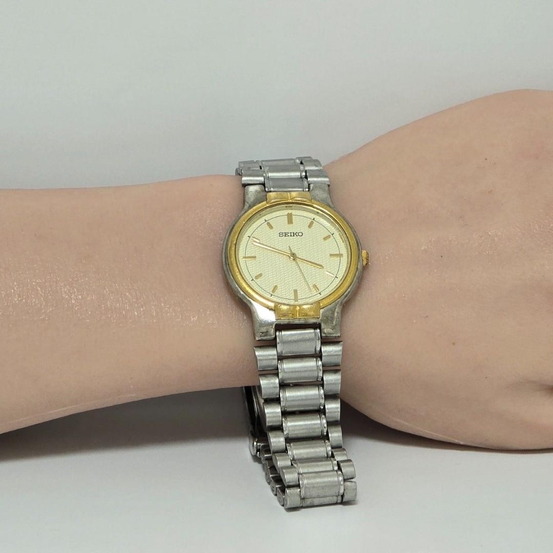SEIKO V701-A090 Two-Tone Quartz Men’s Watch Non-Working