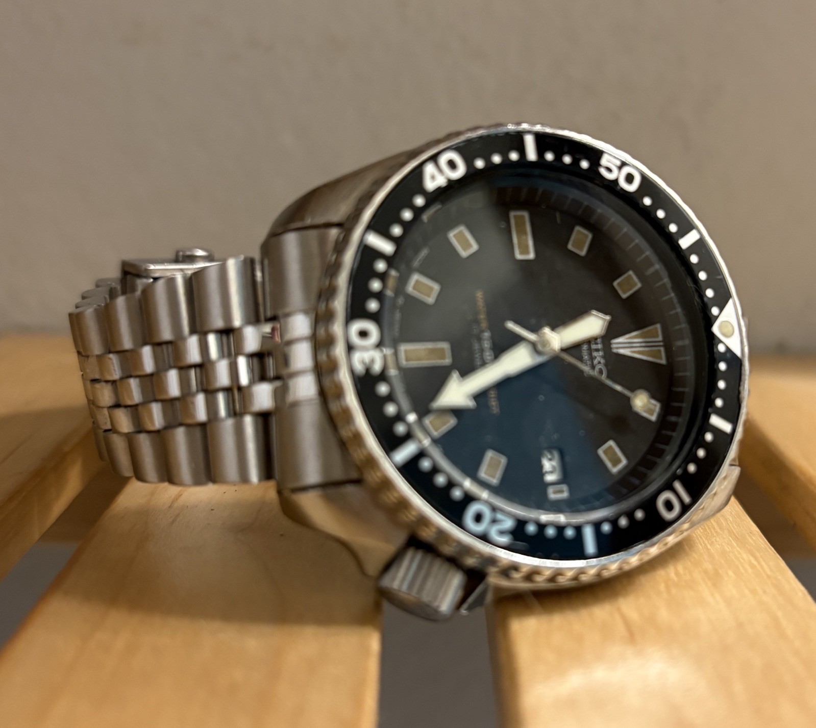 Seiko 7002 7009 Vintage Diver Watch Men 150m Y513 Quartz Conversion 42mm 1998