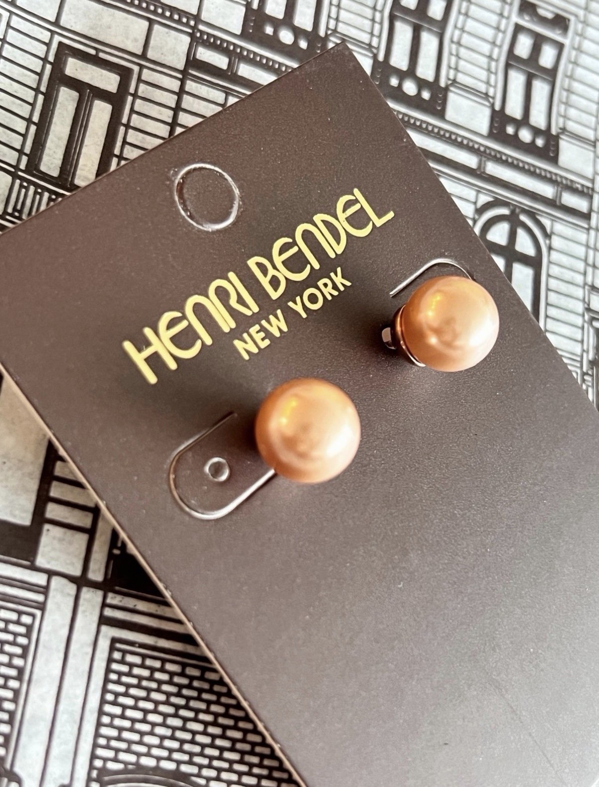 Henri Bendel In Rose Gold & Pink Pearl Color Earrings New! 👀 ❤️
