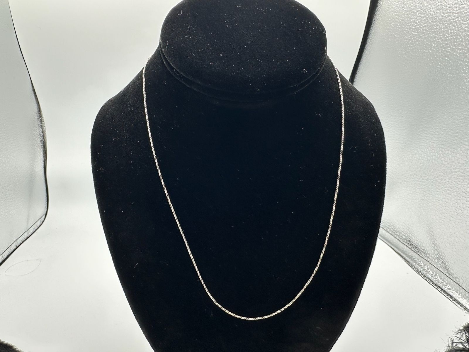 1.95g Vintage Sterling Silver 925 Box Chain Necklace Adjustable 18 in M