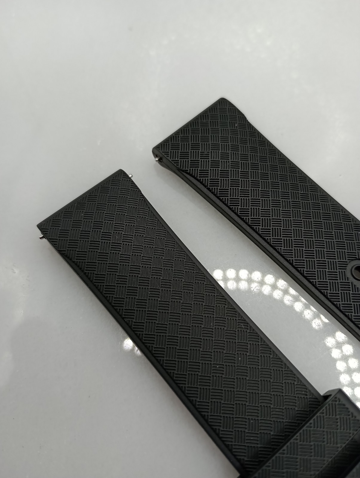 New 20mm Watchgecko Zuludiver HNBR Rubber Watch Strap Black Quick Release 6B360