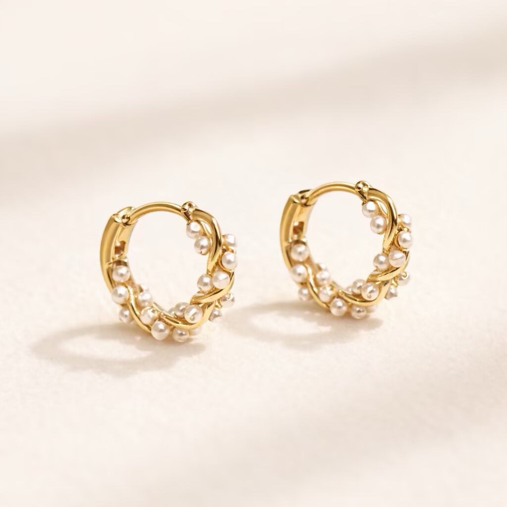 10mm 18K Gold Plated Pearl Hoop Earrings Dainty Huggie Earrings for women 001