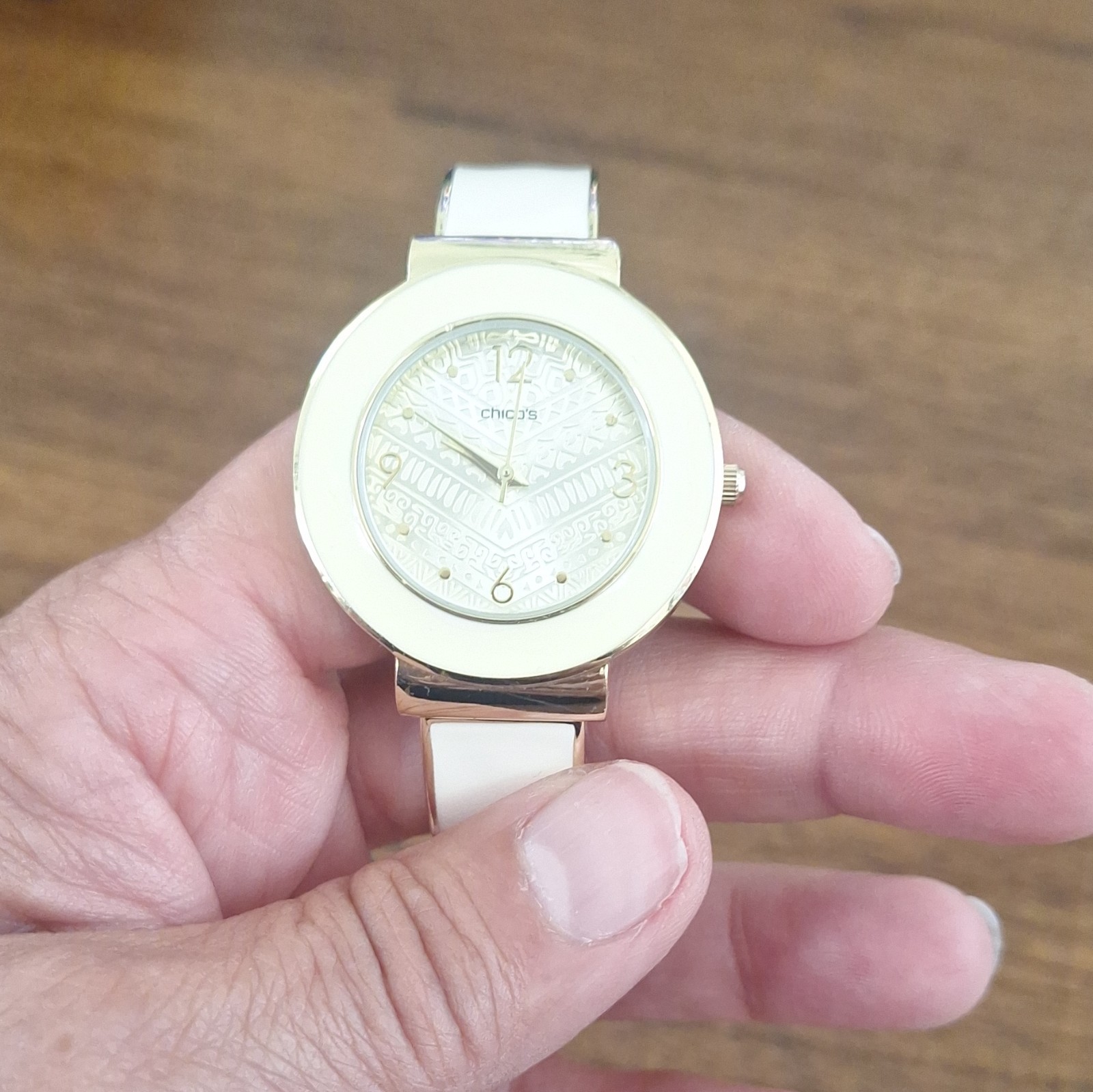 Chico’s Women’s Quartz Analog Bangle Watch White Dial Gold/White Case Arabic