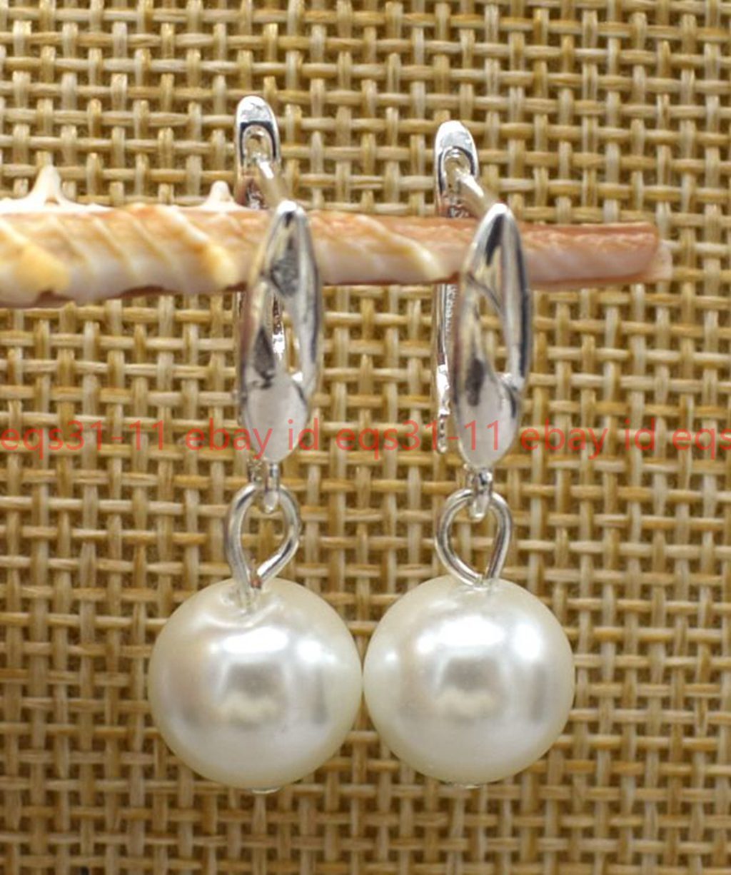 Beautiful Pretty 12mm White Shell Pearl Classic Round Beads Leveback Earrings