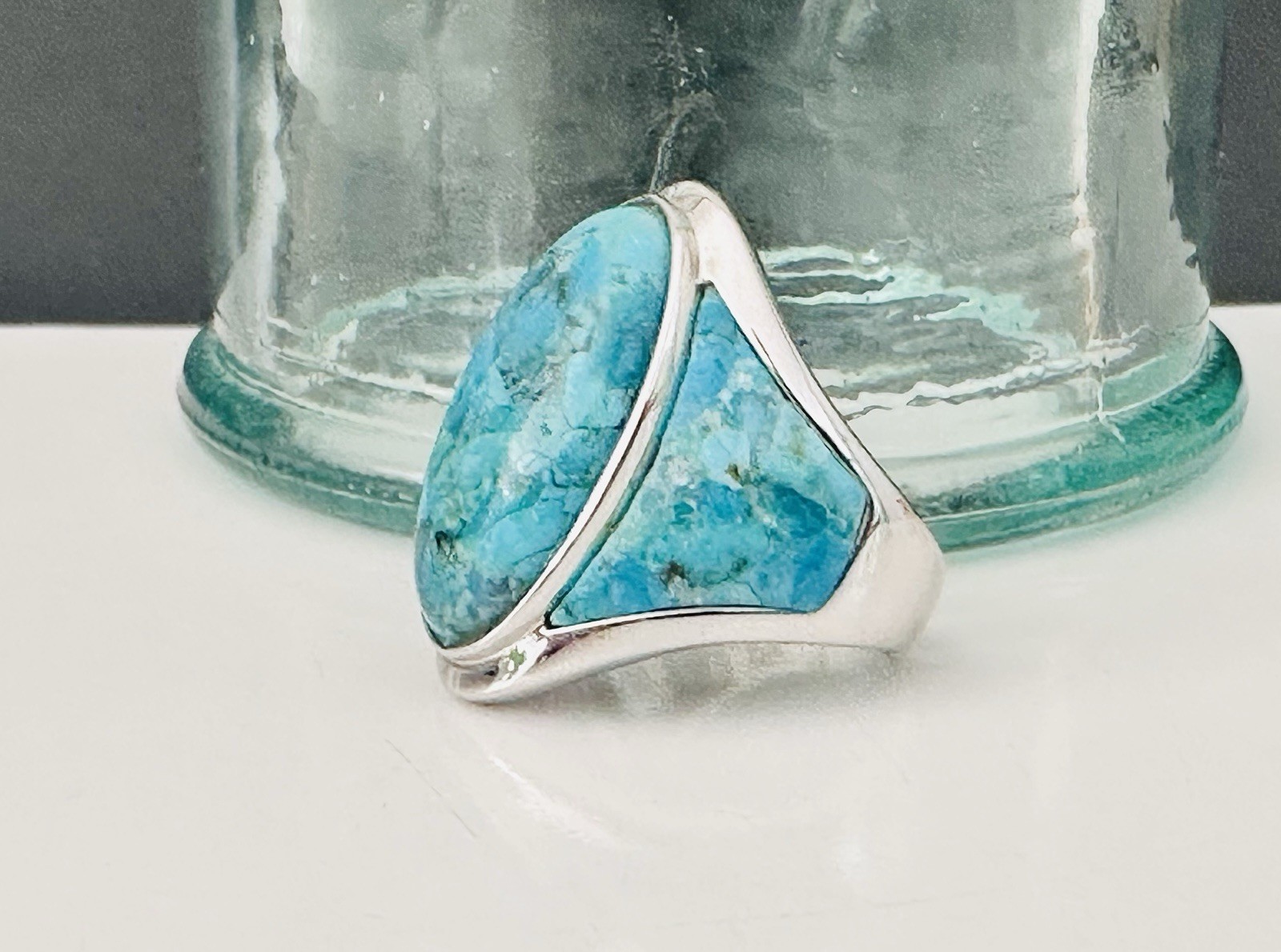 Desihner Southwest STYLE Sterling Silver 925 Turquoise Ring Bold Signed