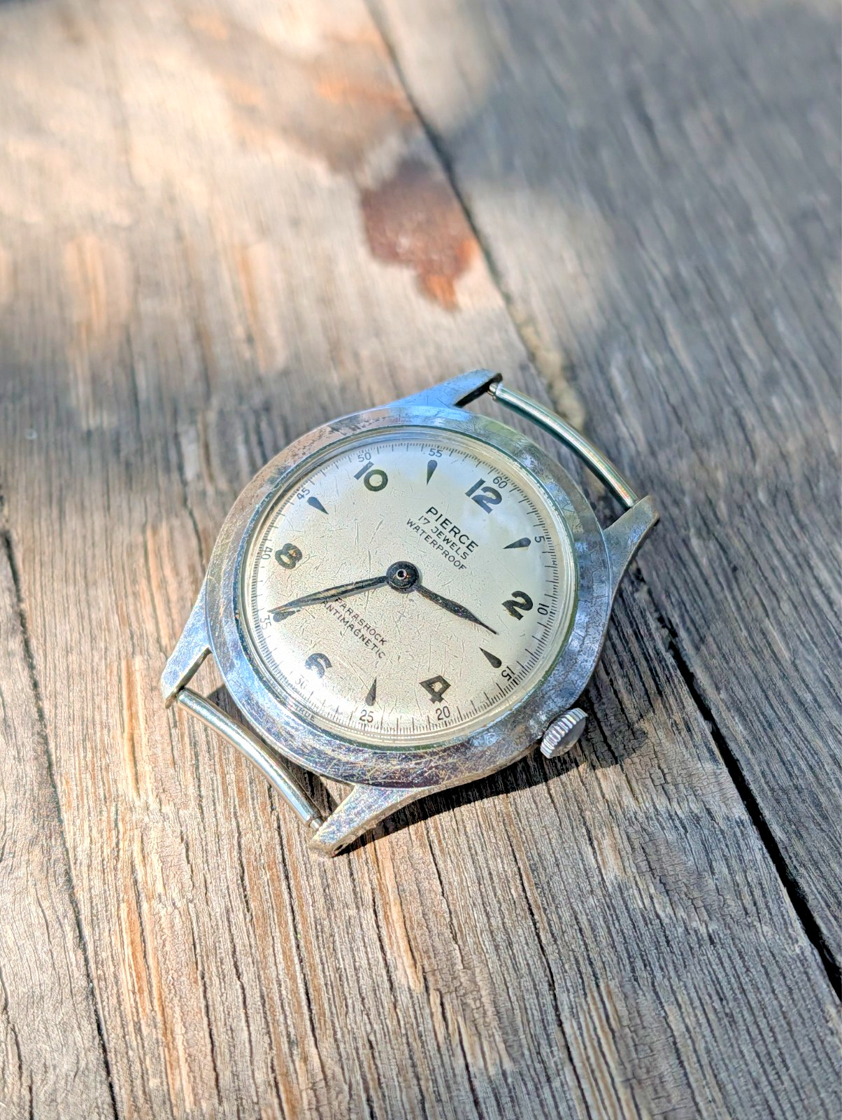 Vintage WWII Era Pierce Parashock Field Watch – Cal. 103 SC 17J – 33mm – Running