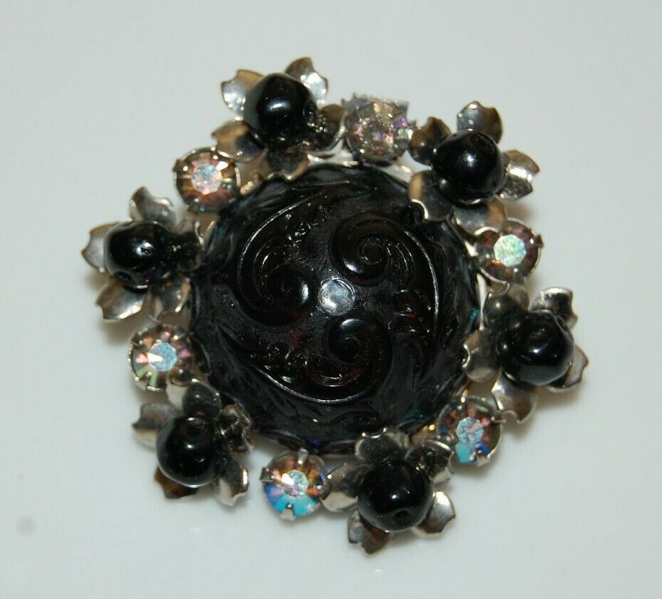 Elegant Vtg 80’s Couture Black Cabochon Beaded Flowers Silver Tone Clip Earrings