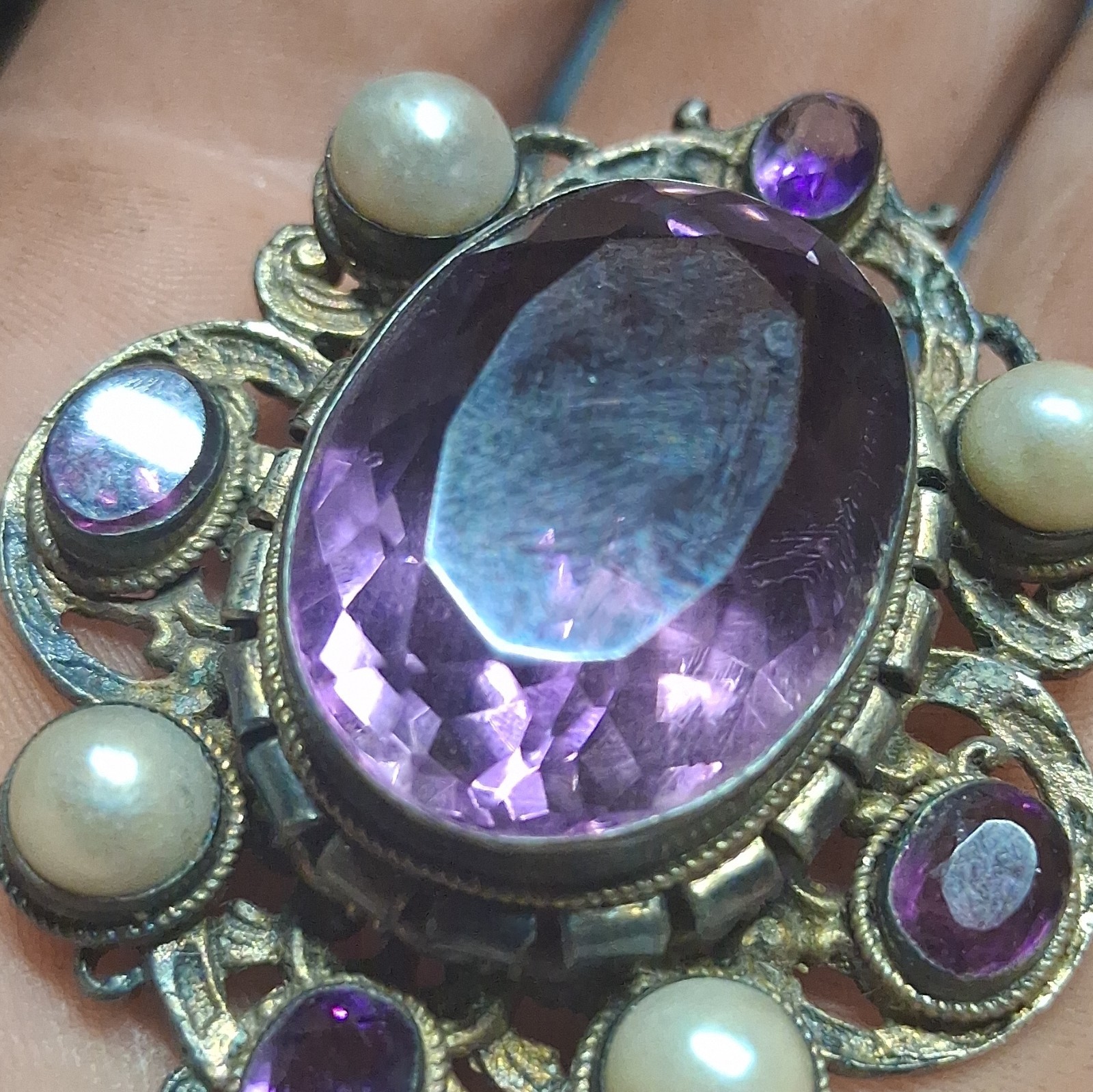 Silver Tone Metal Oval Amethyst & Pearl Bezel Brooch Pin with Dangle Drop