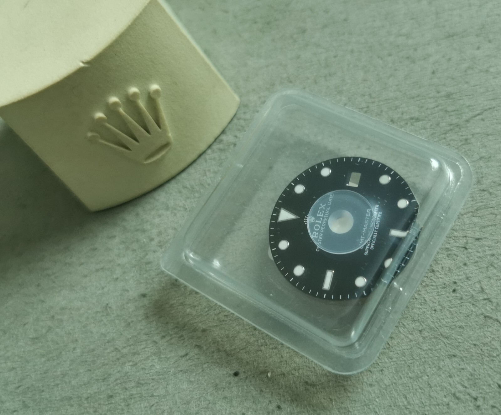 Rolex B13/16758-811-K1 Black dial Gmt Master 16700 complete hands set new