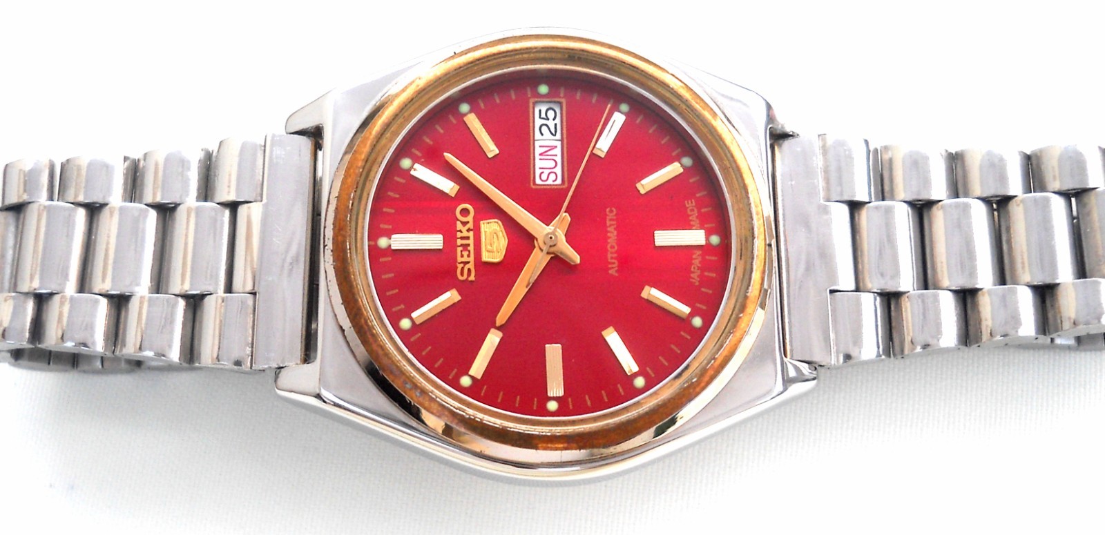 SEIKO 5 Automatic After Market Sunburst Ruby Red Dial — Pristine Condition Japan