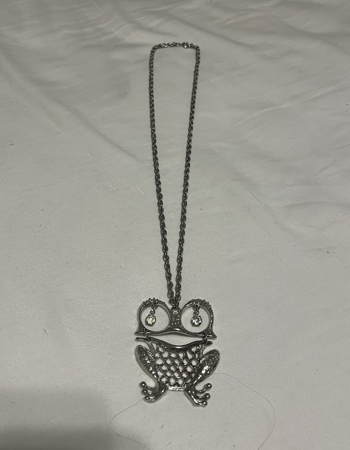 Silver Tone Frog Charm Pendant Necklace Clear Rhinestone Eyes Cable Chain