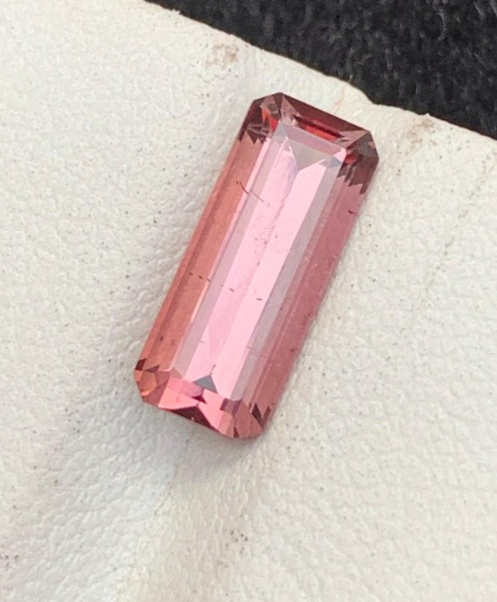 2.75ct Beautifull natural top quality best clearty tourmaline loose gemstone