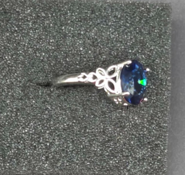 925 Sterling Silver 2.5 to 3.0 Carat Oval Blue Sapphire CZ Cocktail Ring New